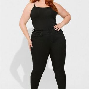 Torrid Jegging Skinny High-Rise Jeans Black 24R NWT IN PACKAGING‎